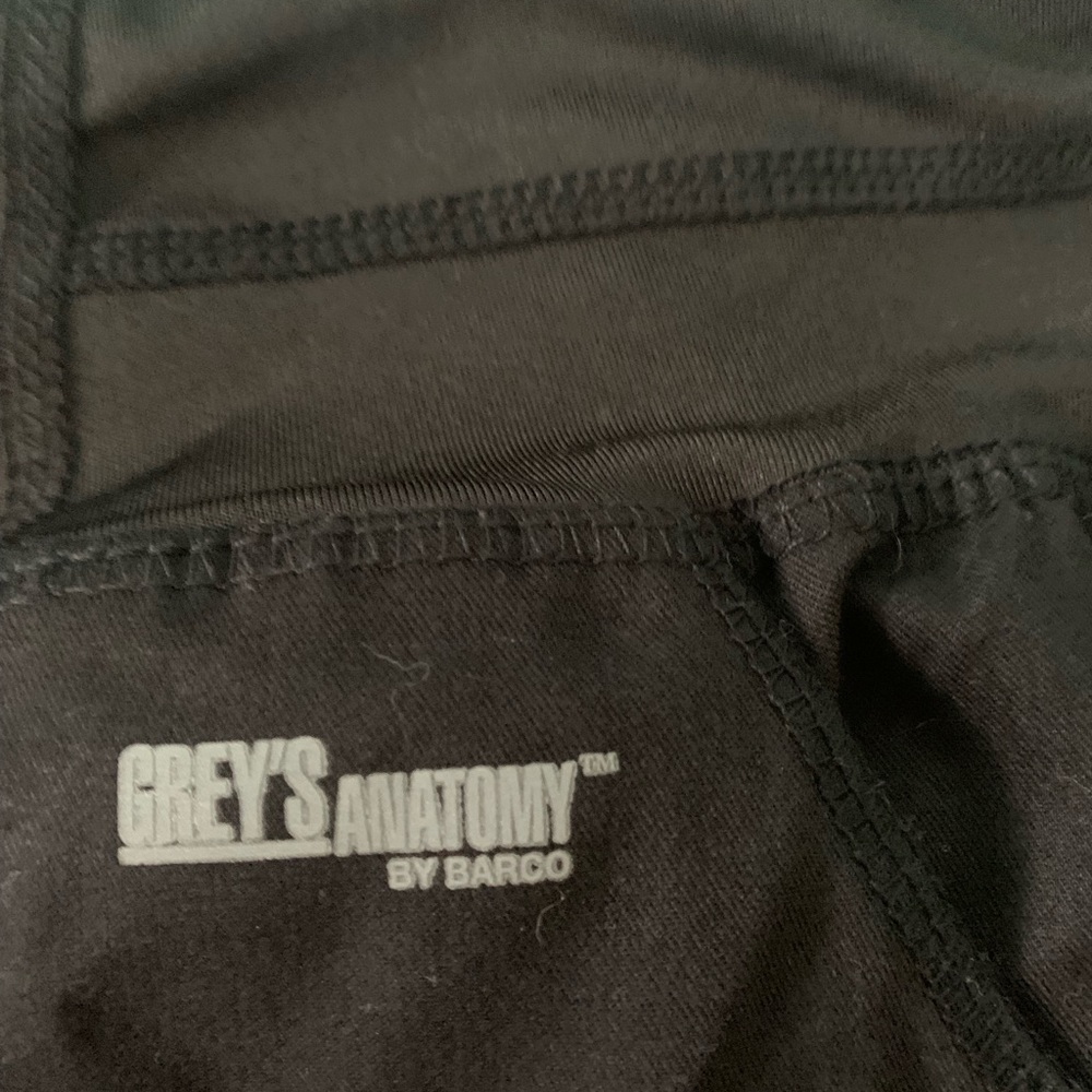 Greys Anatomy Scrub top and pants.  Black, Active